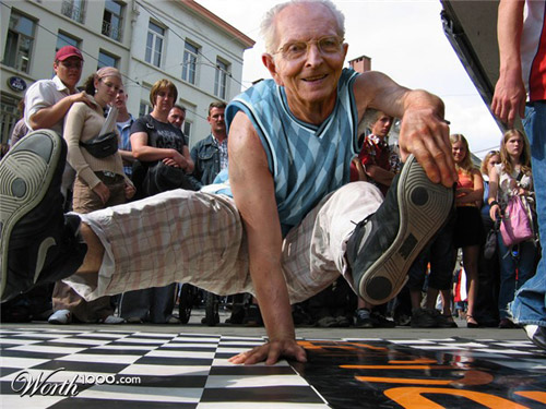 old-man-street-dancing